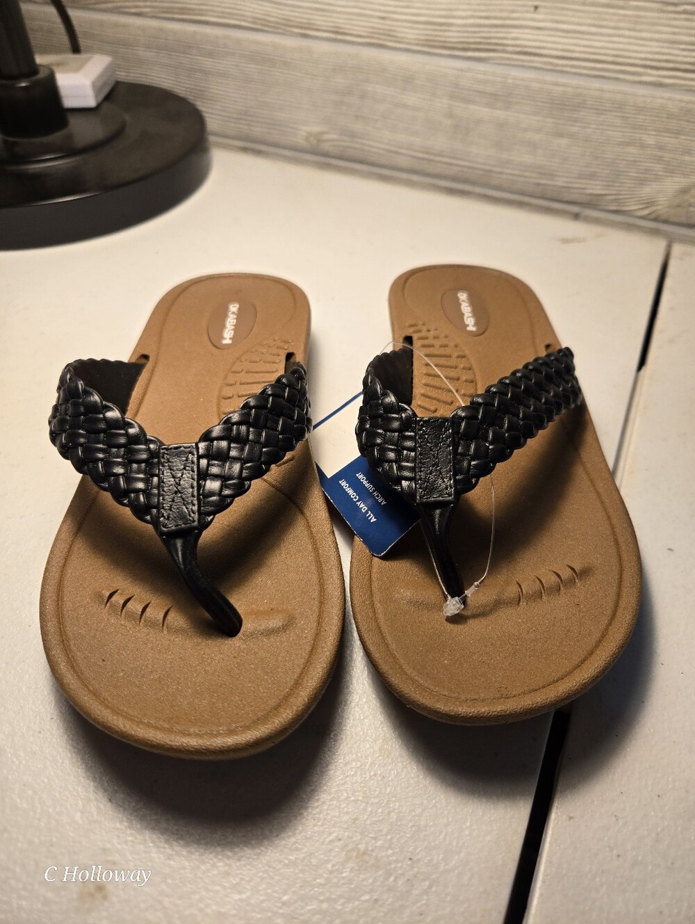 NWT Okabashi Baha Womens Flip Flops Toffee/Black Size Small (SIZE 5-6)
